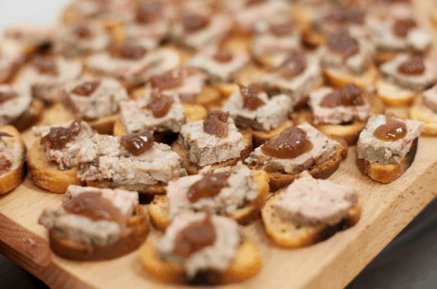 Pate made with minced pig's cheek and liver